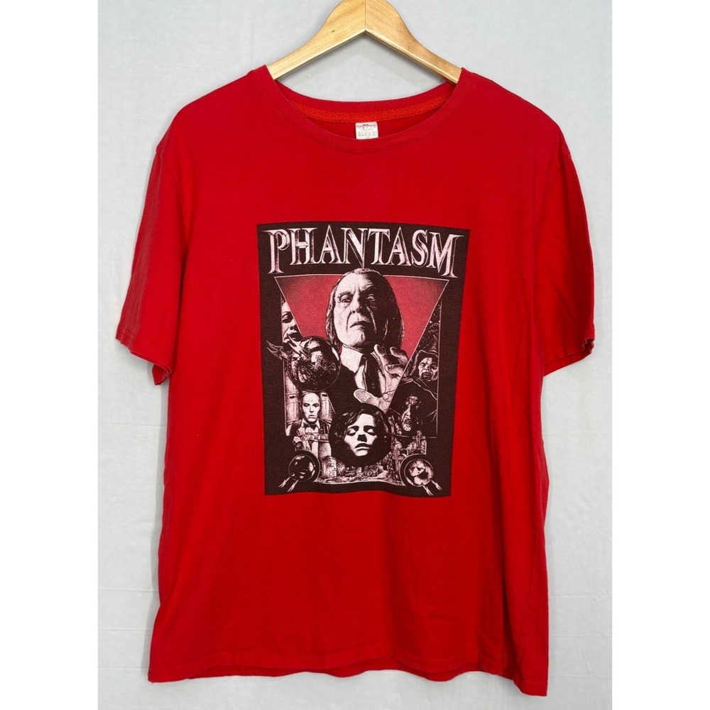 Phantasm Horror Movie Angus Scrimm T-Shirt Mens Red Short Sleeve Crew Neck‎ XL